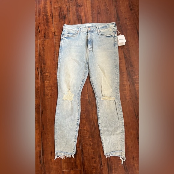 MOTHER THE STUNNER ZIP ANKLE STEP FRAY JEANS - Picture 6 of 12